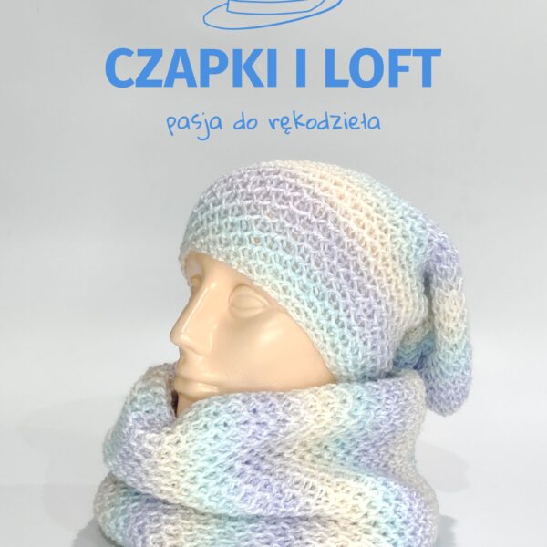 Czapka z kominem ręcznie robiona na drutach z ekskluzywnej kolekcji Czapki i Loft. Unikalny design i staranne wykonanie zapewniają nie tylko ciepło, ale także modny akcent do Twojej zimowej garderoby. Odkryj styl i komfort na www.czapkiiloft.pl.